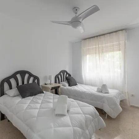 Espacioso San Pedro De Alcantara Апартаменты *